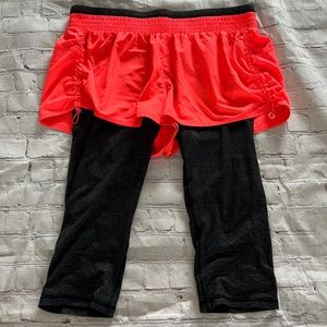 Athlete 2-in-1 Capri with attached short